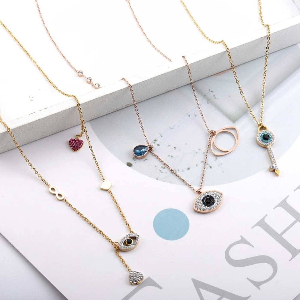 Eye Love Heart Zircon Pendant Necklace Titanium St